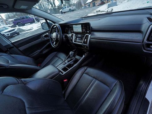 Used 2022 Kia Sorento S image 43