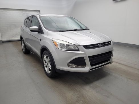 Used 2015 Ford Escape SE image 13