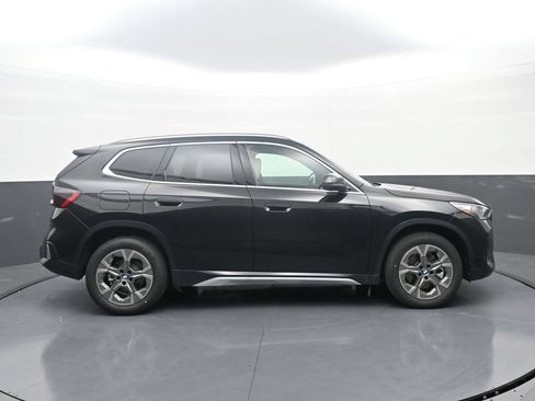 New 2026 BMW X1 xDrive28i w/ Technology Package AWD/4WD image 8