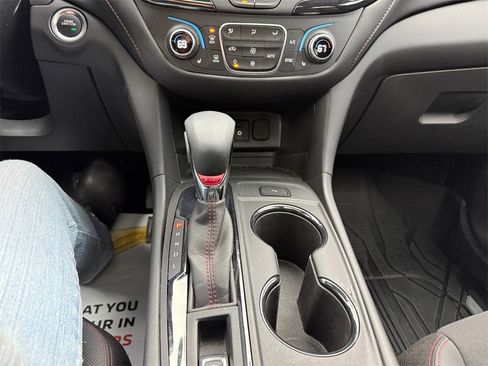 Used 2023 Chevrolet Equinox RS image 21