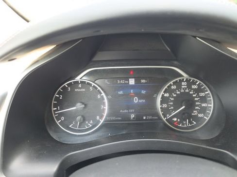 Used 2020 Nissan Murano SL w/ Moonroof Package AWD/4WD image 13