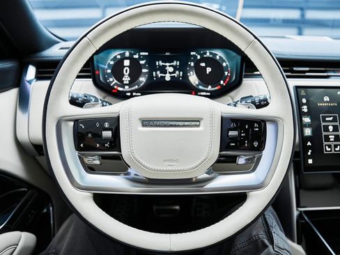 Used 2025 Land Rover Range Rover Long Wheelbase SE image 57