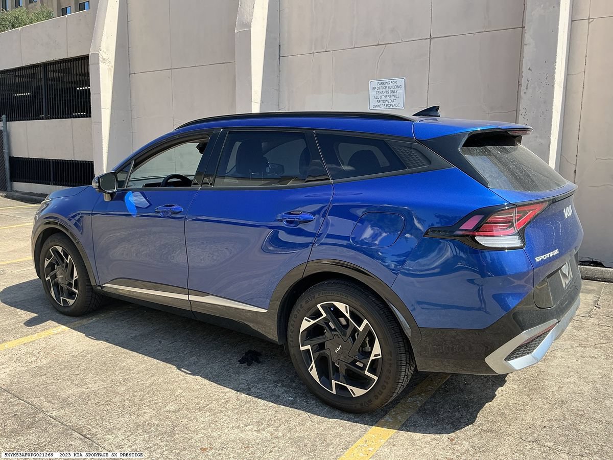Used 2023 Kia Sportage SX FWD image 5