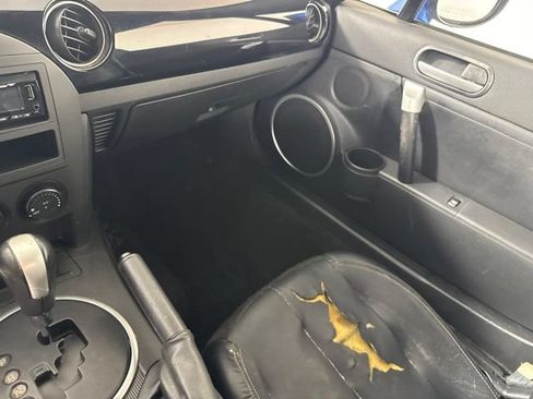Used 2006 MAZDA MX-5 Miata Grand Touring w/ Premium Pkg RWD image 24