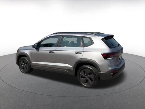 Used 2026 Volkswagen Taos S FWD image 9