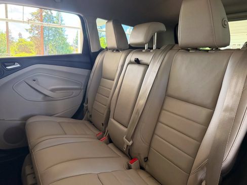 Used 2014 Ford Escape Titanium AWD/4WD image 22