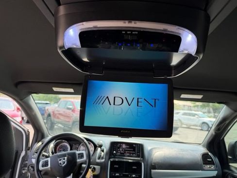 Used 2017 Dodge Grand Caravan GT FWD image 27