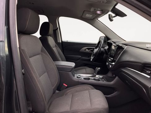 Used 2019 Chevrolet Traverse LT FWD image 11