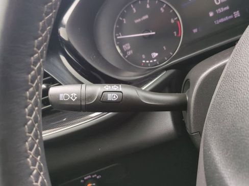 Used 2021 Buick Envision Preferred image 25