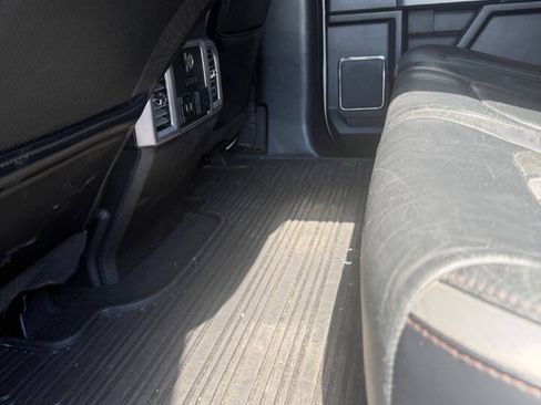 Used 2019 Ford F250 Platinum w/ Platinum Ultimate Package AWD/4WD image 12