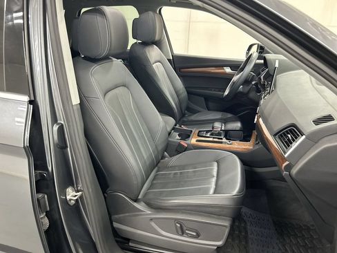 Used 2023 Audi Q5 2.0T Premium w/ Convenience Package AWD/4WD image 24