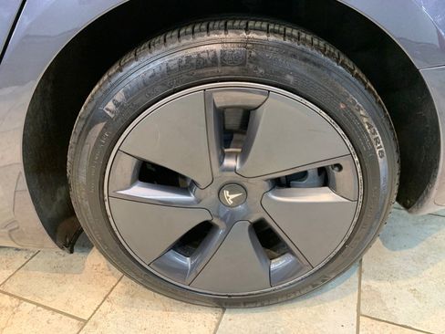 Used 2022 Tesla Model 3 Long Range image 11