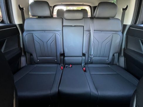 Used 2025 Hyundai Santa Fe SEL image 39