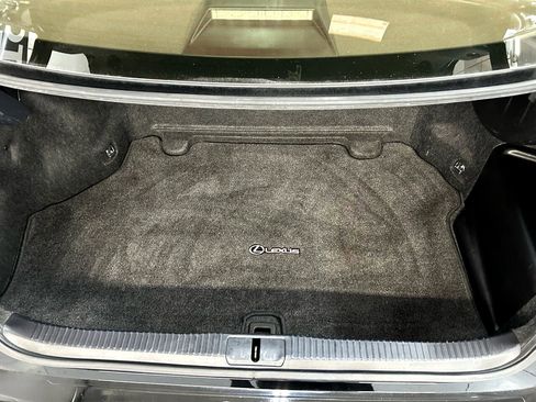 Used 2017 Lexus ES 300h image 22