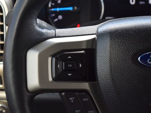 Used 2022 Ford F250 Lariat w/ Lariat Ultimate Package AWD/4WD image 9