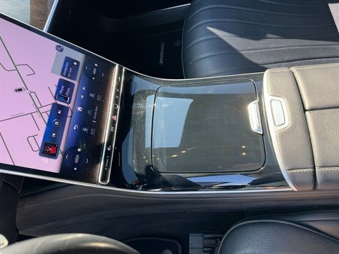 Used 2022 Mercedes-Benz S 580 4MATIC Sedan w/ AMG Line Package image 30