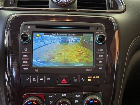 Used 2017 Buick Enclave Premium w/ Experience Buick Package image 20