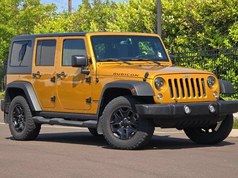 Used 2014 Jeep Wrangler Unlimited Rubicon w/ Dual Top Group AWD/4WD image 2