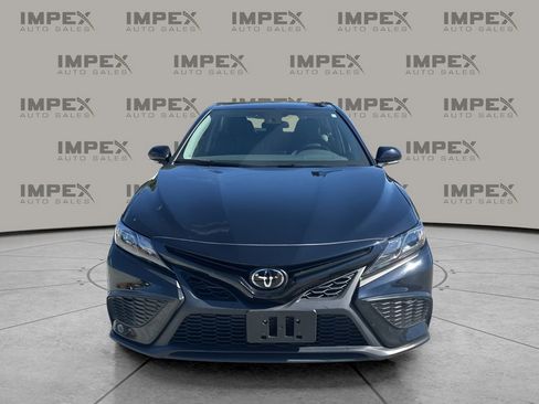 Used 2024 Toyota Camry SE image 8