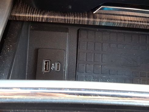 Used 2021 Ford F350 Lariat w/ Lariat Ultimate Package image 34