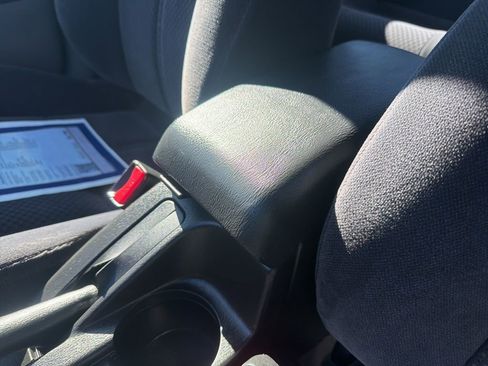 Used 2003 Subaru Legacy L image 31