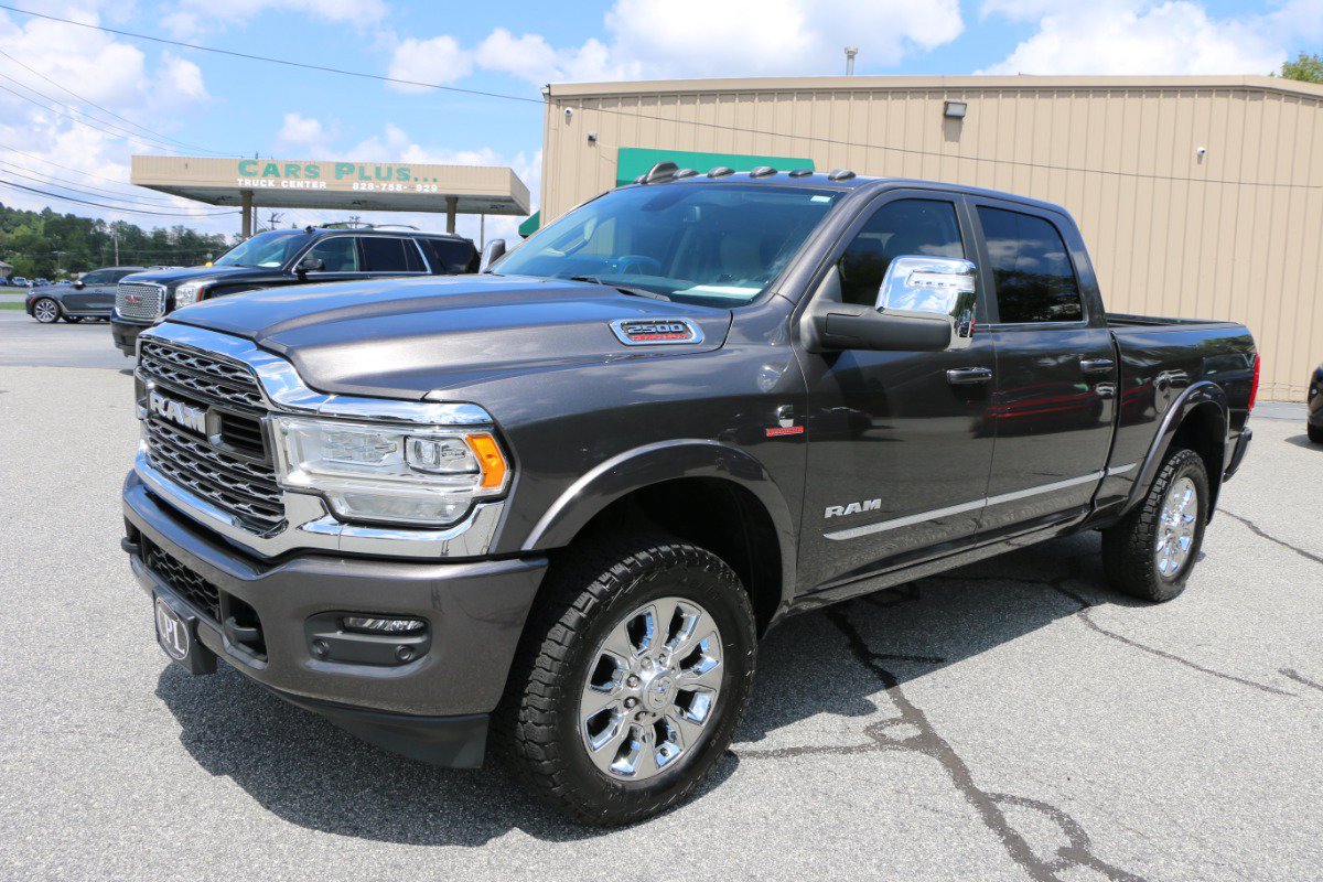 Used 2023 RAM 2500 Limited AWD/4WD image 1