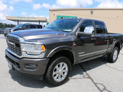 Used 2023 RAM 2500 Limited AWD/4WD image 1
