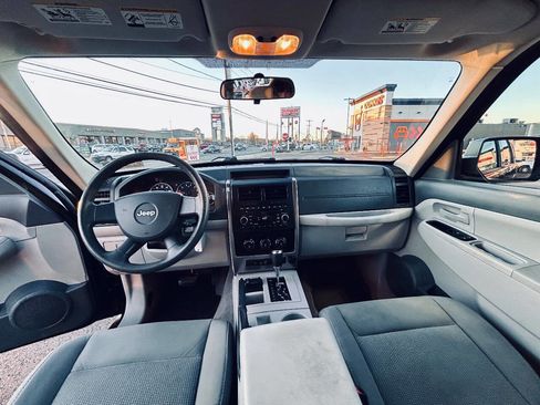 Used 2008 Jeep Liberty Sport w/ Popular Equipment Group image 21