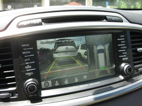 Used 2017 Kia Sorento SX FWD image 37