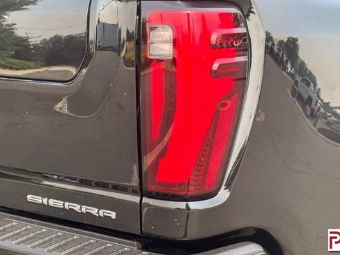 Used 2025 GMC Sierra 3500 Denali Ultimate AWD/4WD image 33