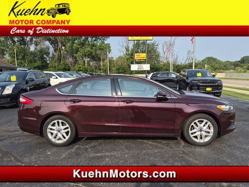 Used 2013 Ford Fusion SE FWD image 1