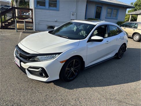 Used 2020 Honda Civic Sport Touring image 3