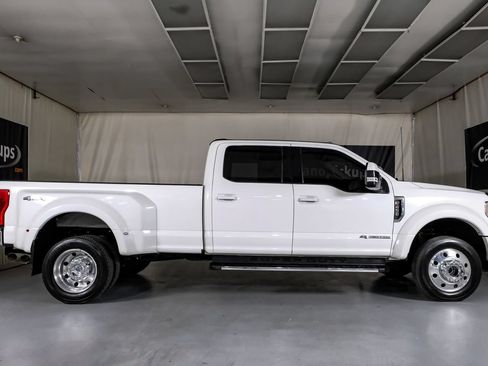Used 2021 Ford F450 Lariat w/ Lariat Value Package AWD/4WD image 5
