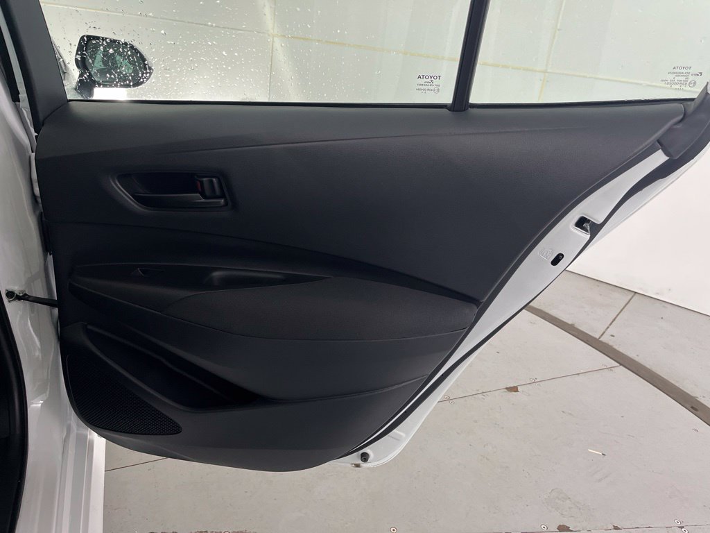 Used 2026 Toyota Corolla LE FWD image 27