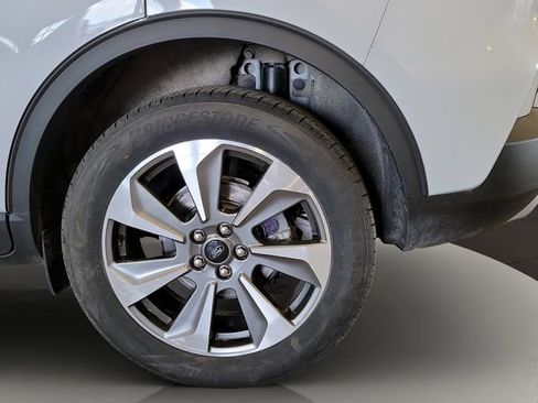 Used 2025 Ford Escape Platinum AWD/4WD image 12