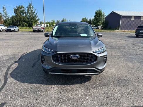 Used 2024 Ford Escape Platinum w/ Class II Trailer Tow Package AWD/4WD image 8