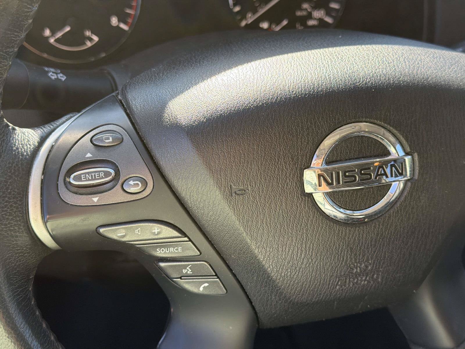 Used 2018 Nissan Pathfinder SL w/ SL Premium Package AWD/4WD image 12