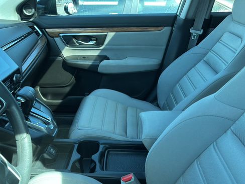 Used 2017 Honda CR-V EX image 2