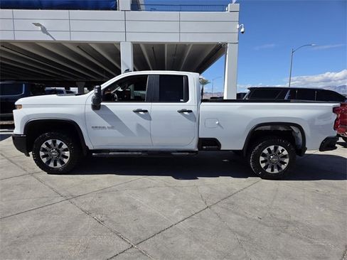 Certified 2024 Chevrolet Silverado 2500 Custom w/ Custom Value Package image 3