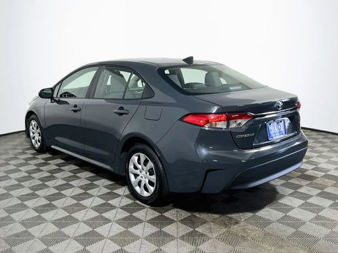 Certified 2025 Toyota Corolla LE FWD image 5