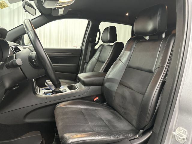Used 2021 Jeep Grand Cherokee Laredo X AWD/4WD image 16