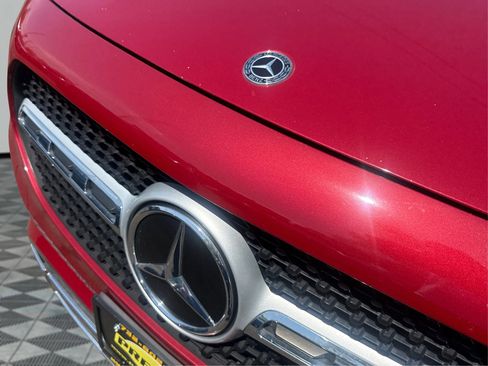 Used 2021 Mercedes-Benz GLA 250 4MATIC w/ Premium Package image 30