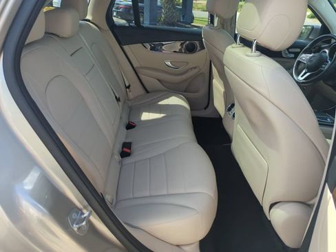 Used 2020 Mercedes-Benz GLC 300 w/ Premium Package image 34