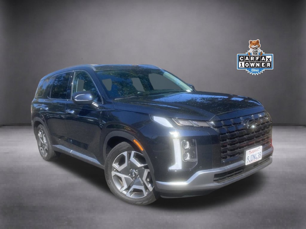 Used 2024 Hyundai Palisade SEL FWD image 2