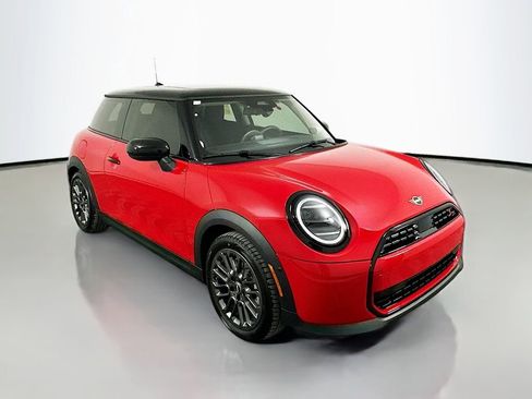 Certified 2025 MINI Cooper S image 3