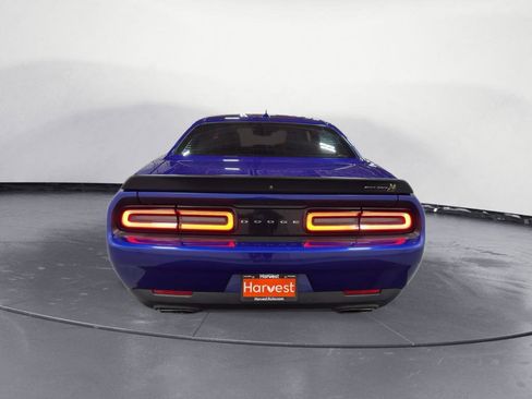 Used 2022 Dodge Challenger R/T Scat Pack RWD image 5