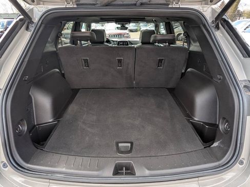 Used 2021 Chevrolet Blazer Premier w/ Driver Confidence II Package AWD/4WD image 32