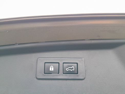 Used 2023 Subaru Outback Touring XT AWD/4WD image 37