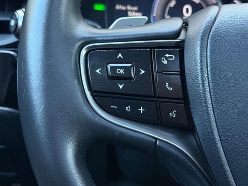 Certified 2022 Lexus ES 300h w/ Premium Package image 25