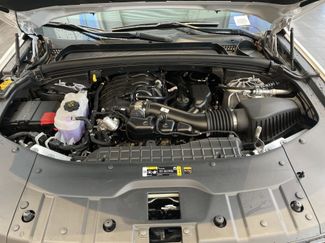 New 2025 Jeep Grand Cherokee Laredo X w/ Luxury Tech Group I video 3